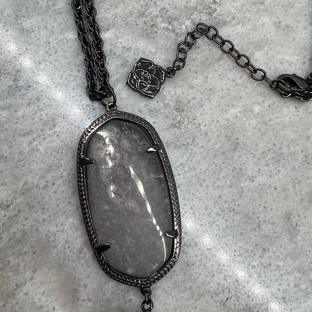 Kendra Scott Rayne Gunmetal necklace.